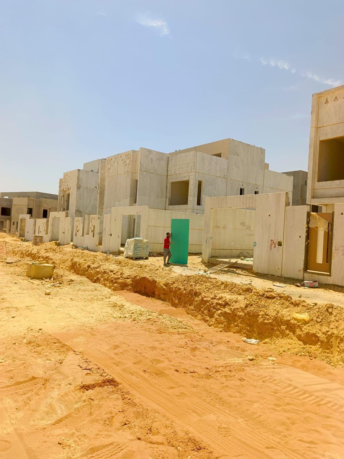 Villas under construction, Riyadh